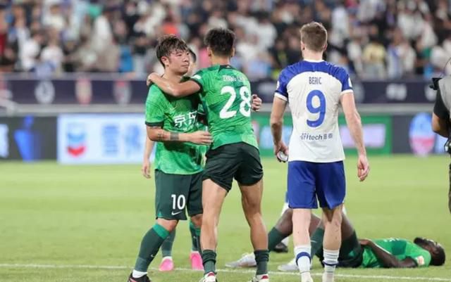 秋霞伊人